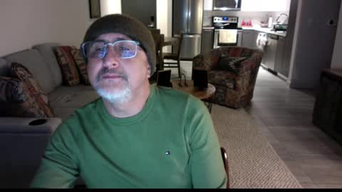 Snapshot of latinnous chatting on February 27, 2025, 5:13 am QS - INDEPENDENT MODEL online show from February 27, 2025, 5:13 am