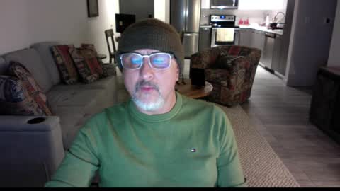 Snapshot of latinnous chatting on March 1, 2025, 7:08 am QS - INDEPENDENT MODEL online show from March 1, 2025, 7:08 am