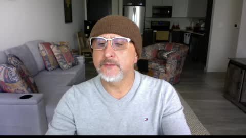 Snapshot of latinnous chatting on March 1, 2025, 6:21 pm QS - INDEPENDENT MODEL online show from March 1, 2025, 6:21 pm