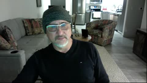 Snapshot of latinnous chatting on March 6, 2025, 2:41 am QS - INDEPENDENT MODEL online show from March 6, 2025, 2:41 am