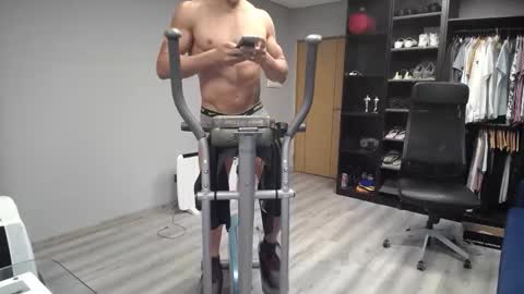 sam online show from October 25, 2025, 8:00 am