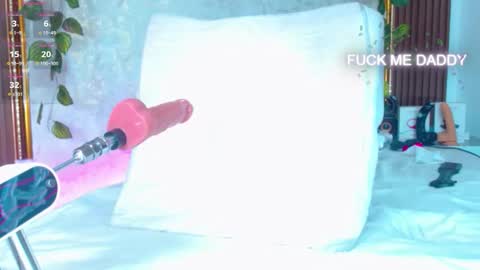 Snapshot of latinoboom1 chatting on November 6, 2025, 11:33 am andy online show from November 6, 2025, 11:33 am