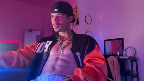 Snapshot of latinprincee chatting on February 8, 2026, 4:21 pm latinprincee online show from February 8, 2026, 4:21 pm