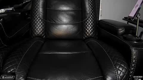 Nico online show from October 10, 2025, 12:37 pm