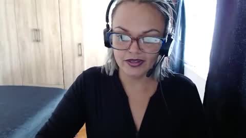 Laura online show from July 28, 2026, 2:13 pm