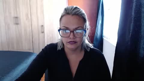 Laura online show from July 28, 2026, 3:21 pm