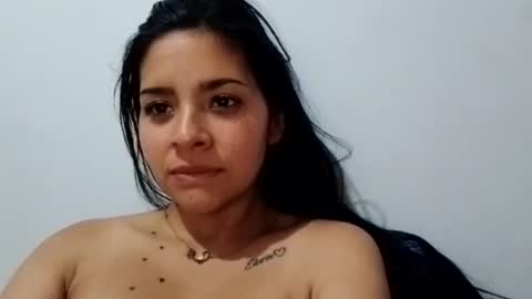 Hola amor online show from January 11, 2026, 2:49 am