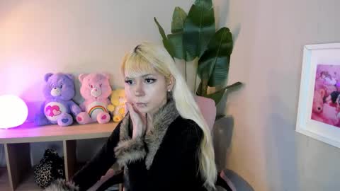 laukyubey1 online show from January 6, 2026, 7:28 pm