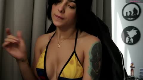 Snapshot of laura_1princesss chatting on June 11, 2026, 3:54 pm nathy online show from June 11, 2026, 3:54 pm