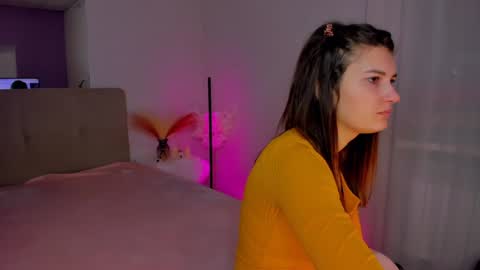 Laura online show from January 28, 2025, 6:27 am