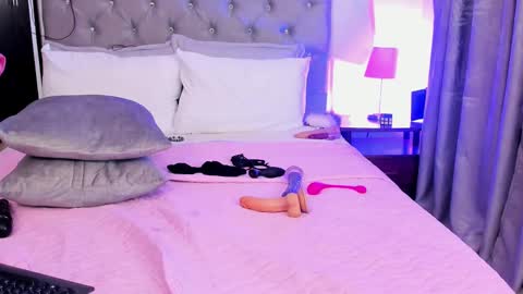   online show from February 21, 2025, 1:55 am