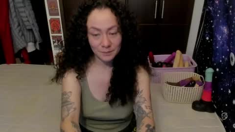  Wen  online show from May 14, 2026, 4:03 pm