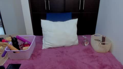  Wen  online show from May 21, 2026, 3:08 pm