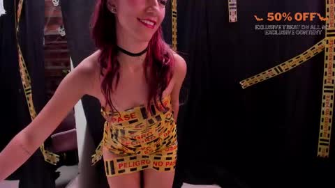 Laura Bonnet  online show from October 31, 2025, 3:24 pm