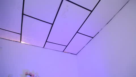 LAURA online show from January 16, 2025, 6:16 pm