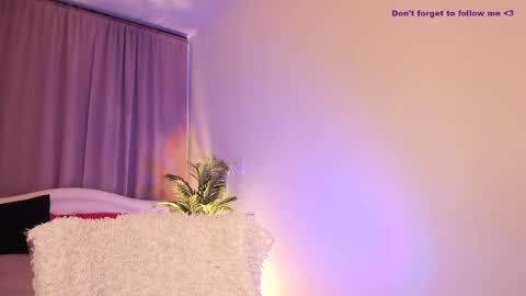 Laura online show from March 1, 2025, 5:20 am