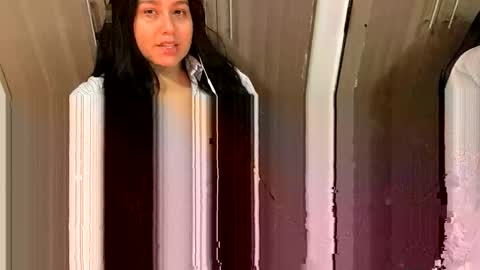 laura online show from March 9, 2025, 12:53 am