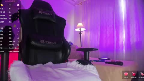 Lura online show from December 22, 2024, 6:37 pm