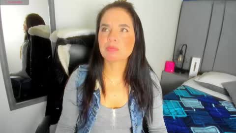 laura hotties online show from February 2, 2026, 12:48 pm