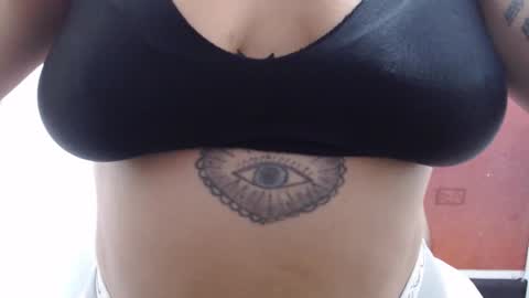  Laura  online show from December 22, 2025, 3:14 am