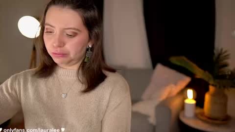 Snapshot of laura_lee chatting on September 12, 2025, 2:00 am Laura Lee. online show from September 12, 2025, 2:00 am