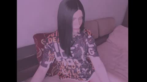 Snapshot of laura_night_byte chatting on April 28, 2026, 6:07 am laura_night_byte online show from April 28, 2026, 6:07 am