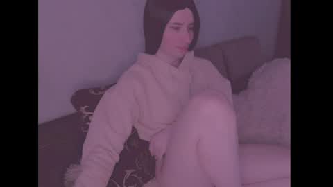 Snapshot of laura_night_byte chatting on June 8, 2026, 5:19 am laura_night_byte online show from June 8, 2026, 5:19 am