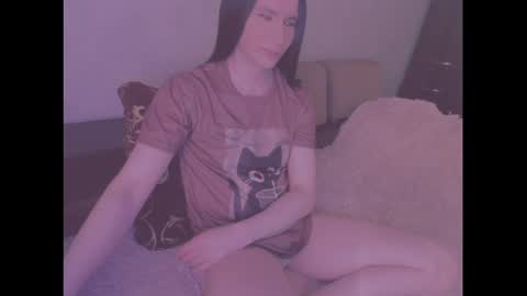 Snapshot of laura_night_byte chatting on July 16, 2026, 5:46 am laura_night_byte online show from July 16, 2026, 5:46 am