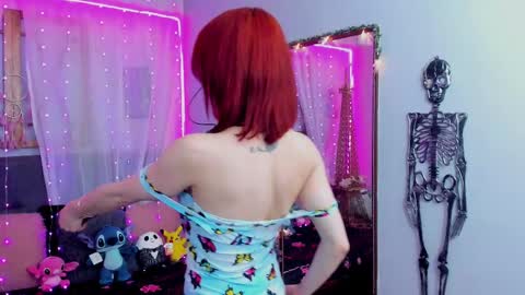 Kate  online show from March 6, 2025, 1:03 pm