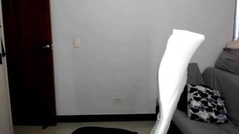 Laura online show from February 11, 2026, 10:26 pm