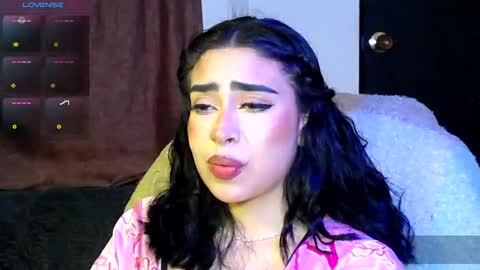 Snapshot of laura_pink01 chatting on November 26, 2025, 6:03 am laura_pink01 online show from November 26, 2025, 6:03 am