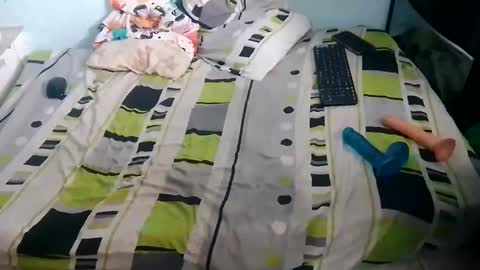 laura_sofia23 online show from September 29, 2025, 7:51 pm