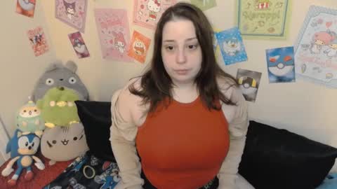 LauraChan online show from December 4, 2024, 9:57 pm