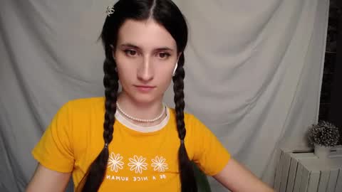 Laura online show from February 5, 2025, 10:08 am