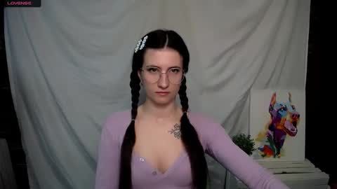 Laura online show from March 6, 2025, 8:19 am