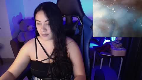 laura online show from March 1, 2025, 1:22 am