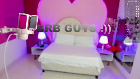 Snapshot of lauramartin1 chatting on January 24, 2025, 1:13 am Laura MartinGMT-5 2200-0600 online show from January 24, 2025, 1:13 am