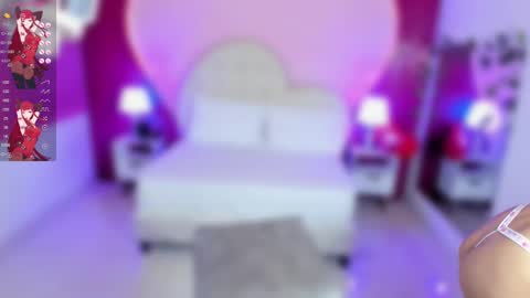 Snapshot of lauramartin1 chatting on February 28, 2025, 12:54 am Laura MartinGMT-5 2200-0600 online show from February 28, 2025, 12:54 am