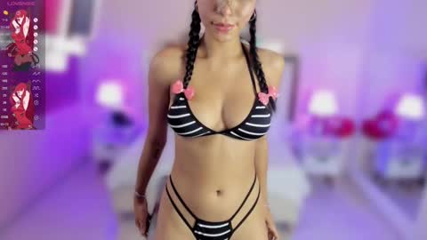 Snapshot of lauramartin1 chatting on March 4, 2025, 12:50 am Laura MartinGMT-5 2200-0600 online show from March 4, 2025, 12:50 am