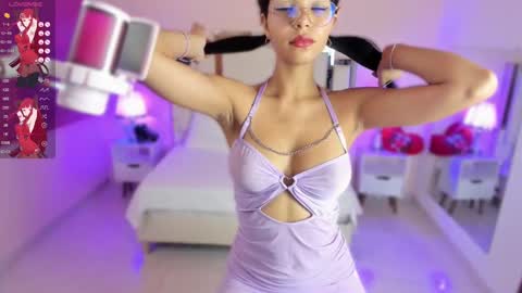 Snapshot of lauramartin1 chatting on March 5, 2025, 12:49 am Laura MartinGMT-5 2200-0600 online show from March 5, 2025, 12:49 am