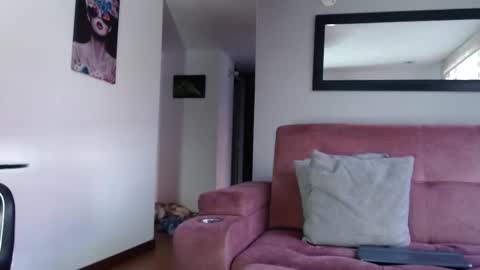 Snapshot of lauramcdowell_ chatting on February 26, 2025, 10:20 pm Laura online show from February 26, 2025, 10:20 pm