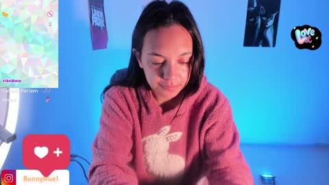 lauraohana online show from February 8, 2025, 8:42 am