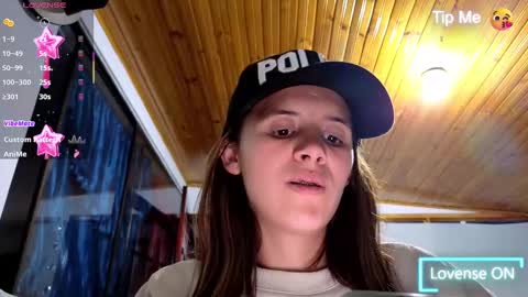 Laura online show from January 28, 2025, 11:17 pm