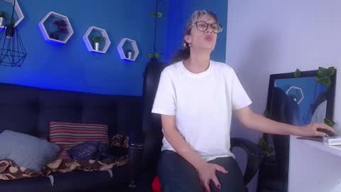 Snapshot of laurasofia45 chatting on March 1, 2026, 11:12 am Laura Sofia online show from March 1, 2026, 11:12 am