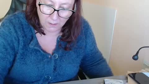 laureanne online show from February 6, 2025, 3:41 pm