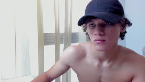 Laureent online show from December 27, 2024, 7:03 pm