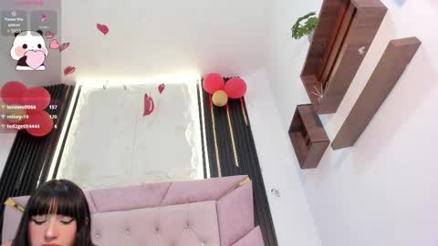 Snapshot of laurem_paulette chatting on February 18, 2025, 7:41 pm Laurem online show from February 18, 2025, 7:41 pm