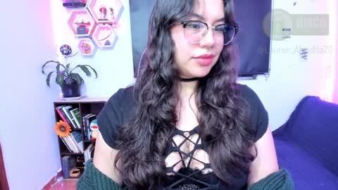  Im Lauren  independent model   online show from December 6, 2024, 1:51 am