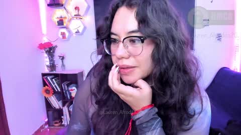  Im Lauren  independent model   online show from December 15, 2024, 11:42 pm