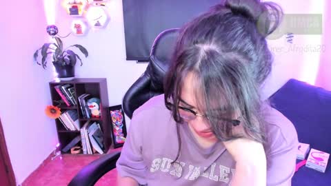  Im Lauren  independent model   online show from December 30, 2024, 3:14 am